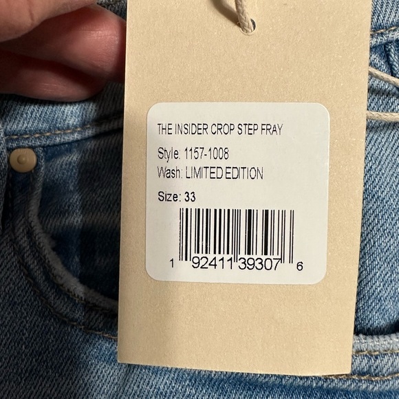 MOTHER The Insider Crop Step Fray Jeans, Size 33 (v) - Picture 13 of 13